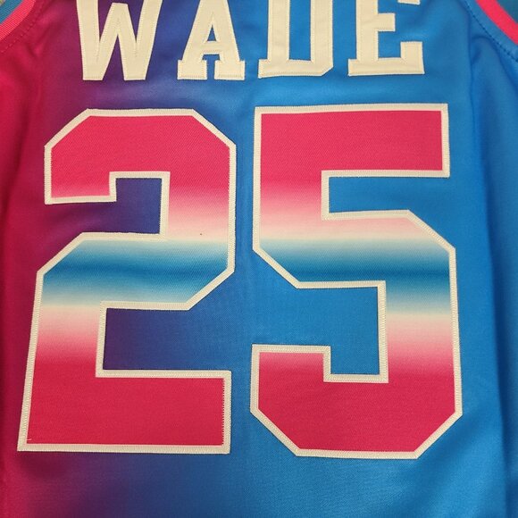 Headgear Classics Dwayne Wade Alt High School Jersey Size Medium NWT - Picture 11 of 12